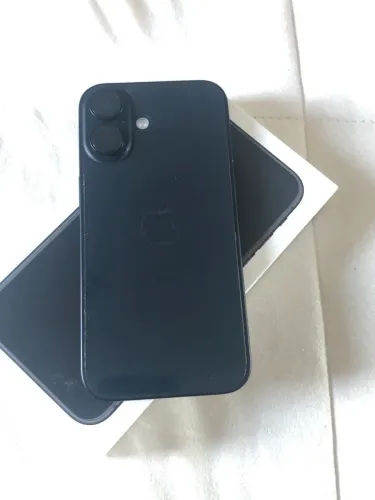 iPhone 16