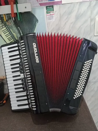 Sanfona serrano 80 baixos sem nova