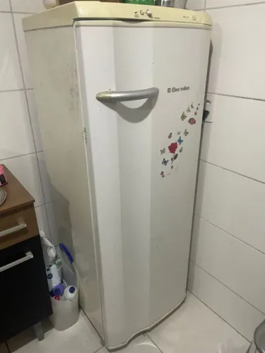 Vendo geladeira