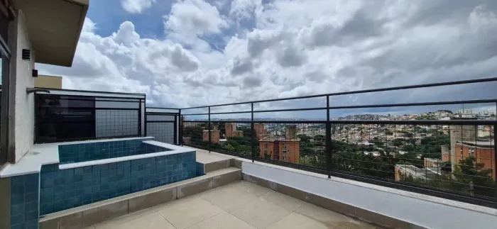 Cobertura com 4 quartos para alugar no Buritis em Belo Horizonte de 220m²