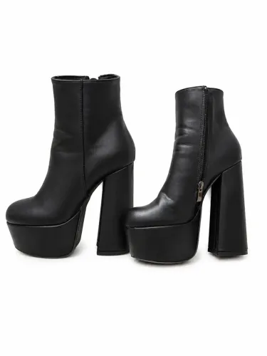 Bota de cano baixo