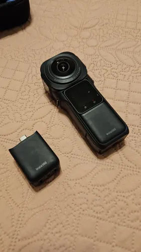 ONE RS 1-Inch 360 Edition (Leica) c/ 2 baterias