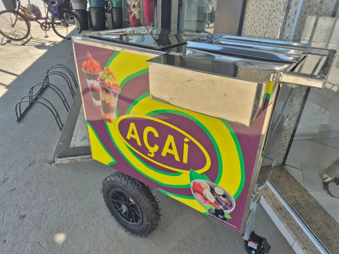 Carrinho para açaí 