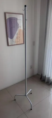Suporte para Soro Hospitalar 4 Ganchos - Novo com Nota Fiscal - R$ 110,00