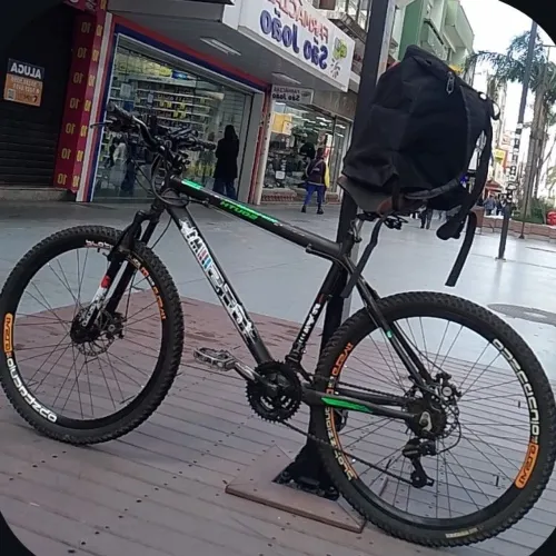 Vendo bicicleta aro 29 impecável