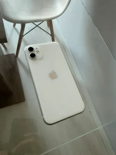 IPHONE 11 64GB