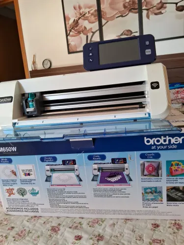 Máquina de corte Brother