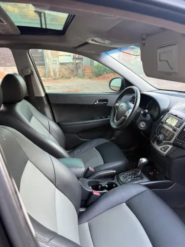 Hyundai I30 2.0 16V 145cv 5P Aut. 2012