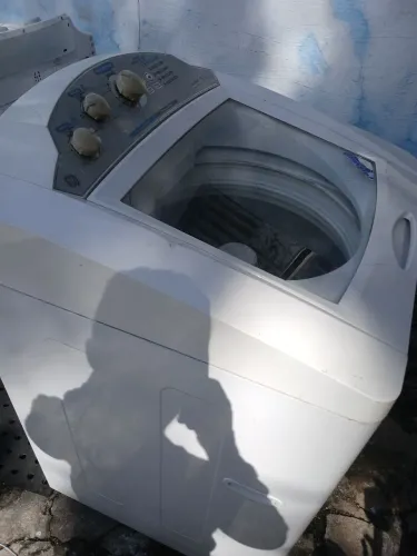Máquina GE 15,1kg