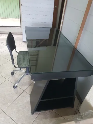 Mesa tok stok com cadeira