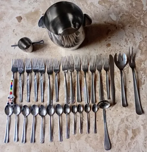 kit de colheres e garfos