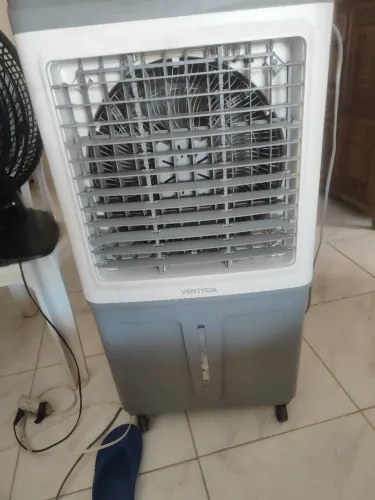 Climatizador 60 litros valor 800