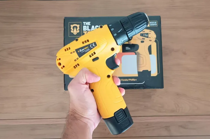 Parafusadeira Furadeira Nova Black tools