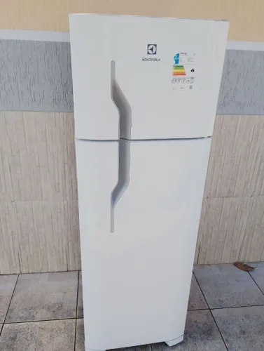 Geladeira Eletrolux duplex