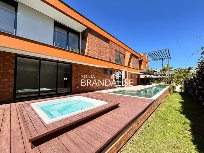 OPORTNIDADE CASA NOVA EM DOS MELHORES CONDOMÍNIOS DA ILHA!