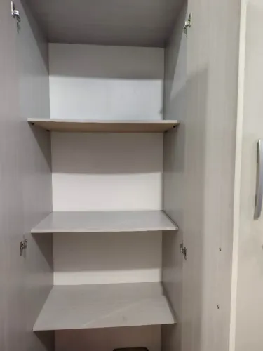 Guarda roupa 6 portas