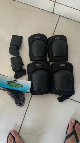 Cotoveleira e joelheira skate, patins, bike