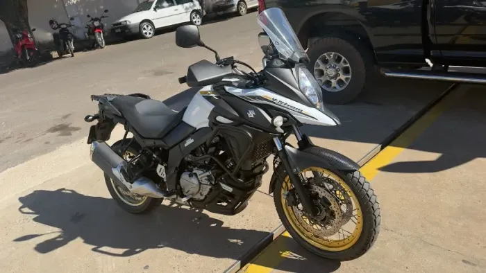 Suzuki DL 650xt V-strom 2023