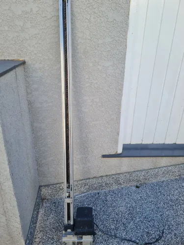 Vendo motor de portão eletrônico basculante