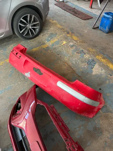 PÁRA-CHOQUE TRASEIRO GOLF SAPAO 