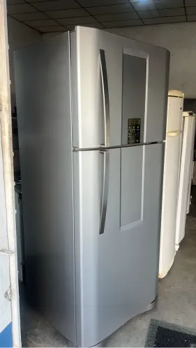 Geladeira Eletrolux 560 litros