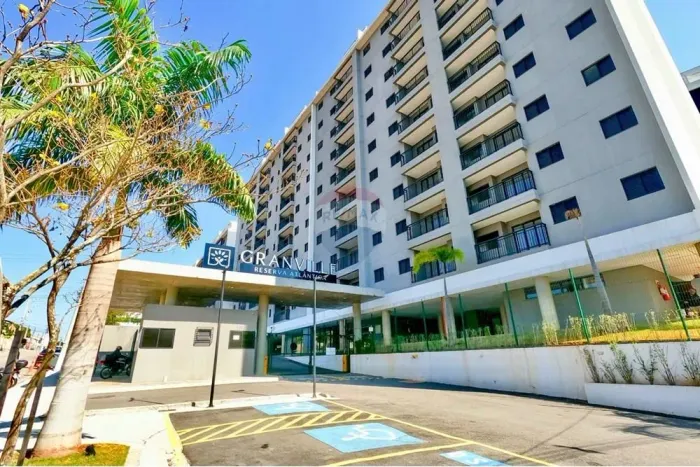 Apartamento Duplex à Venda em Votorantim  3 Dormitórios, Suíte, Piscina Privativa e 4 Vaga
