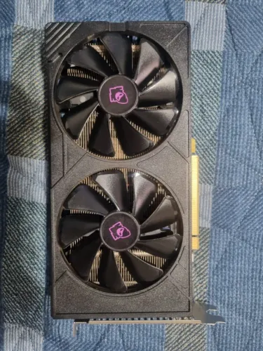 Placa de Vídeo RX 560 8GB. Muito Nova + Caixa Original!