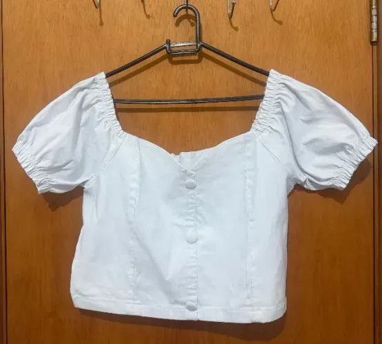 Blusa moderna