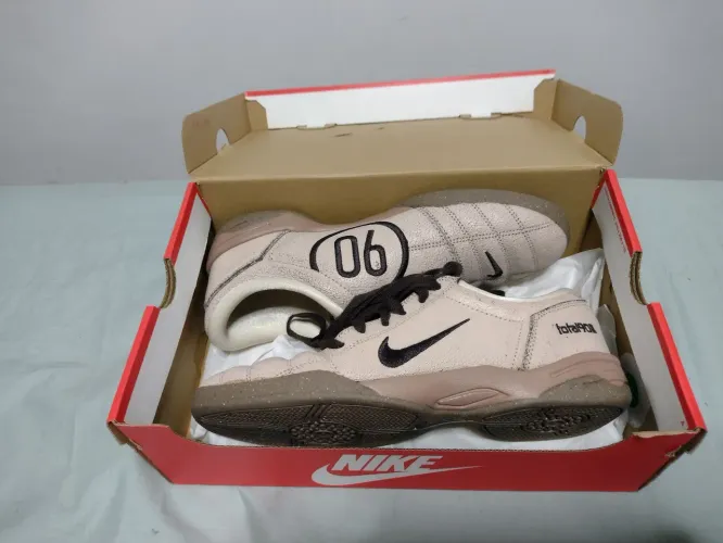 Chuteira futsal Nike total 90