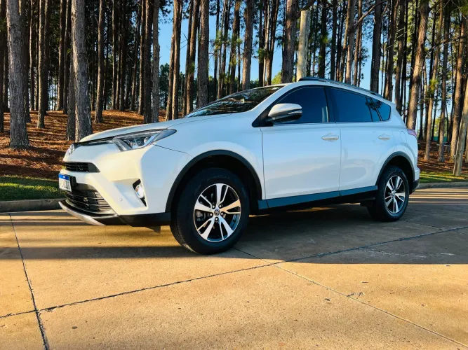 Toyota RAV4 2.0 4X2 16V Aut. 2018