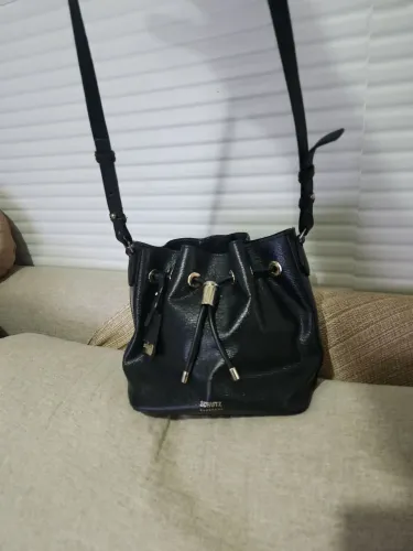 Bolsa couro schuts 
