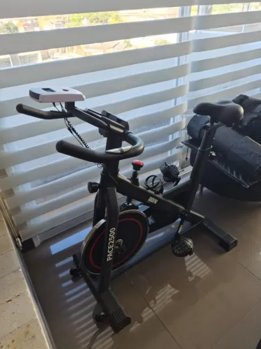 BIKE Ergométrica semi nova - estado excelente