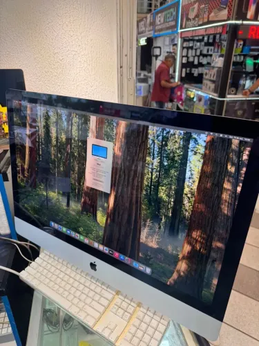 iMac 27? retina 5k - i9 / 48gb / 500gb / Radeon Vegas 48 8gb - loja física