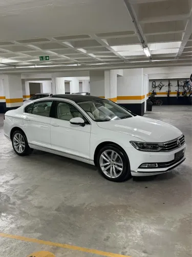 Volkswagen Passat Highline 2.0 TSI 220cv Tip. 2018