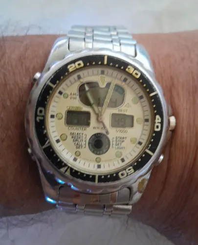 Relógio Citizen Promaster funcionando Perfeitamente 