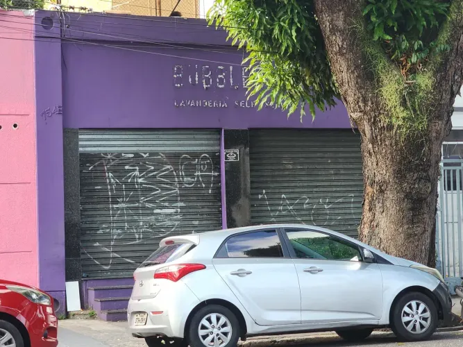 Ponto comercial/Loja/Box para aluguel com 35 metros quadrados em Batista Campos - Belém -