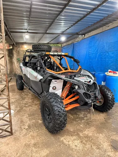 Can Am Maverick x3 1000 turbo 