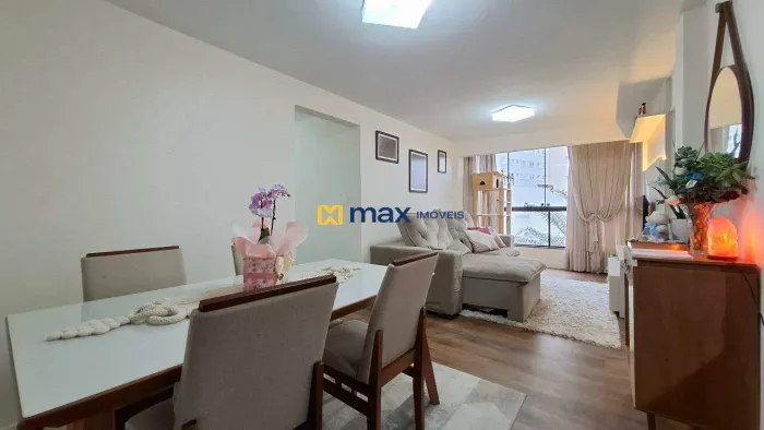 Excelente apartamento com 2 quartos (1 suíte) à venda no bairro Fazenda em Itajaí