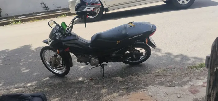 pop 110 preta