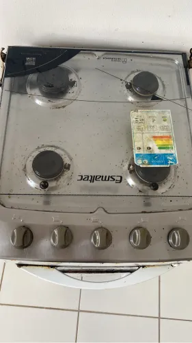 Vende se fogão em bom estado para uso 