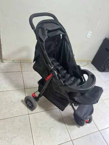 Vendo carrinho novinho 