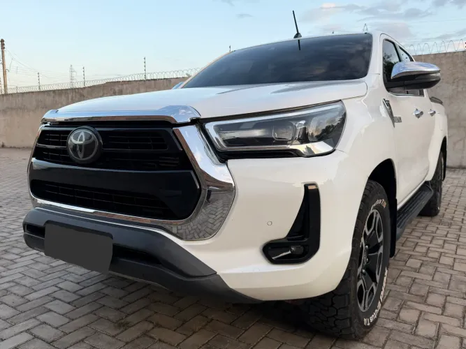 Toyota Hilux CD SRX 4X4 2.8 TDI 16V Diesel Aut. 2021