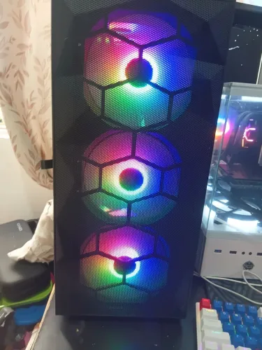 Cpu gamer ryzen 7 5700x+ RX7600 8gb