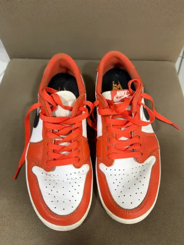 Jordan low laranja 