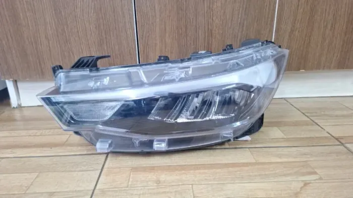Farol Esquerdo Pulse 2022