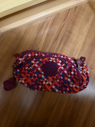Estojo Kipling