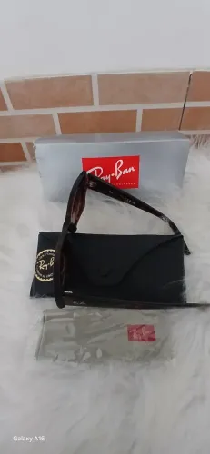 Oculos de Sol Ray Ban modelo: zena rosa 4430