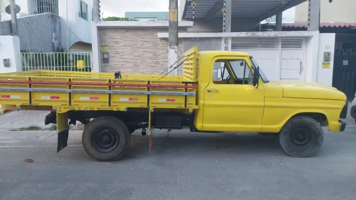 F-2000 - Ano 1982