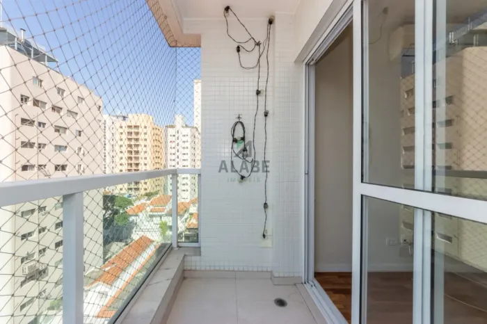 Apartamento para venda em Vila Olímpia com 2 quartos, sendo 1 suíte, 61m²