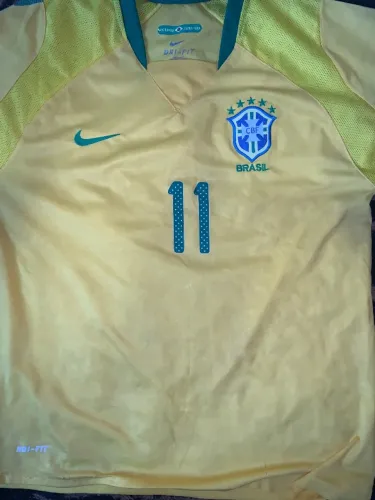 Camisa Retrô da Seleção Brasileira ?Robinho?